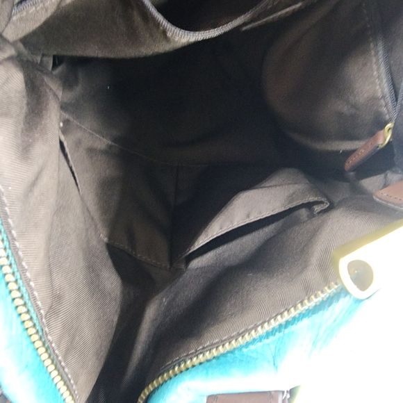 Fossil Explorer Turquoise Leather Foldover Crossbody Bag - Picture 9 of 9